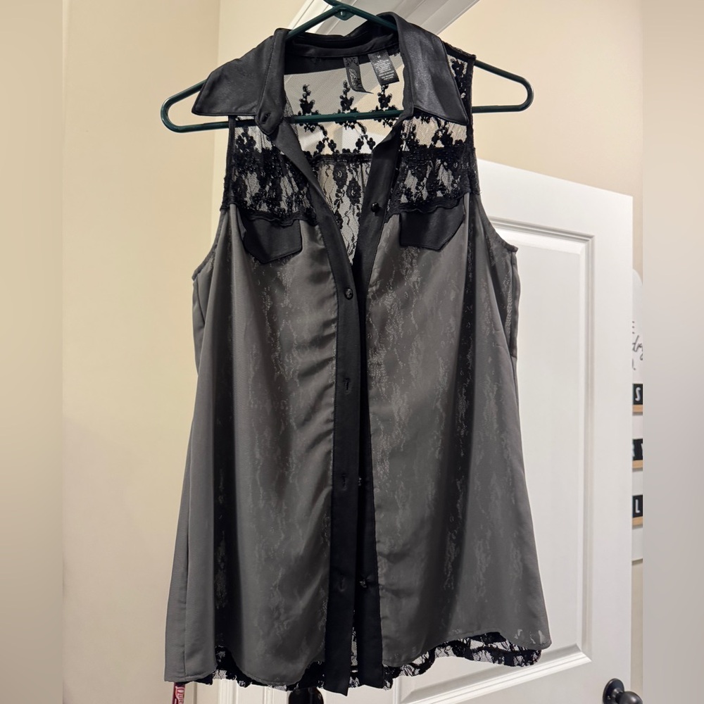Medium blouse